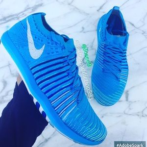 Nike Women's free transform flyknit blue sneakers